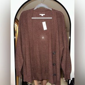 AE women’s cardigan